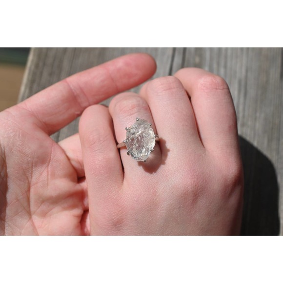 alternative raw diamond engagement rings, raw crystal ring, round or ova… - Picture 4 of 5